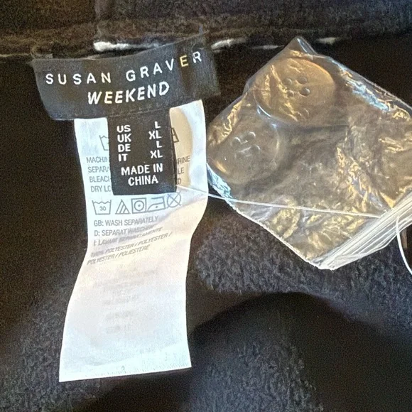 Susan Graver Black and White Houndstooth Reversible Jacket - Picture 5 of 5